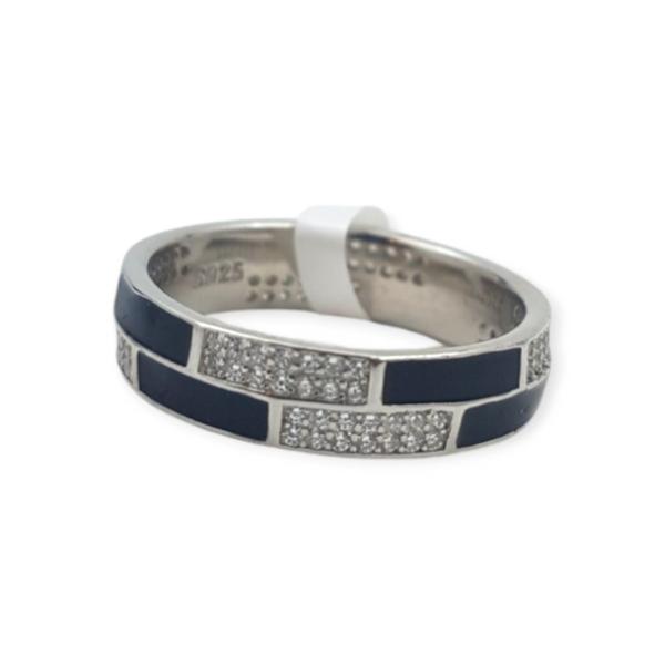 925 Sterling Silver Band with Beautiful Design